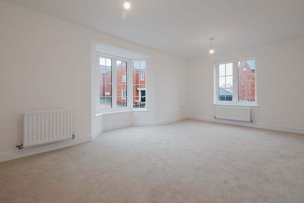 Property photo 3 of 16 Photo