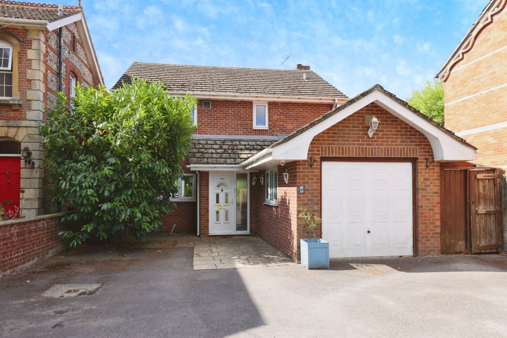 Property photo 1 of 17