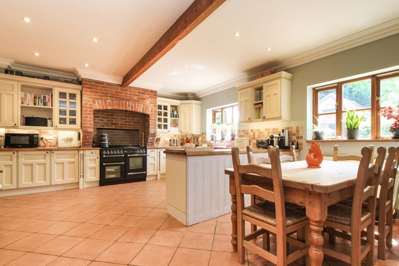 Property photo 3 of 24 Kitchen/Diner