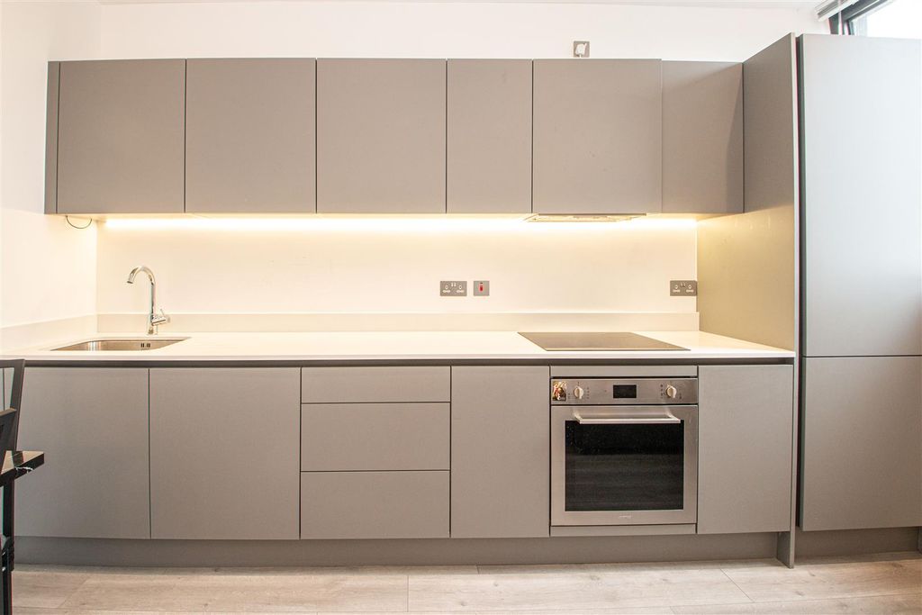 Property photo 2 of 13 1Cap_15.Jpg