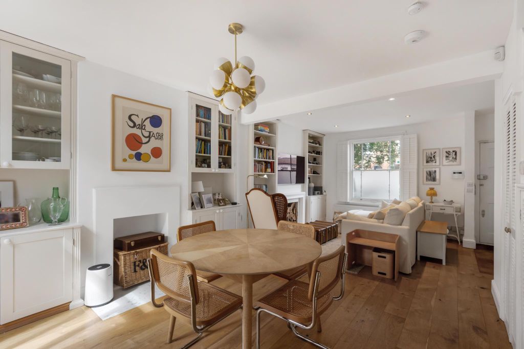 Property photo 1 of 13 Image