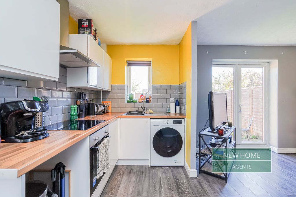 Property photo 3 of 14 Photo 5