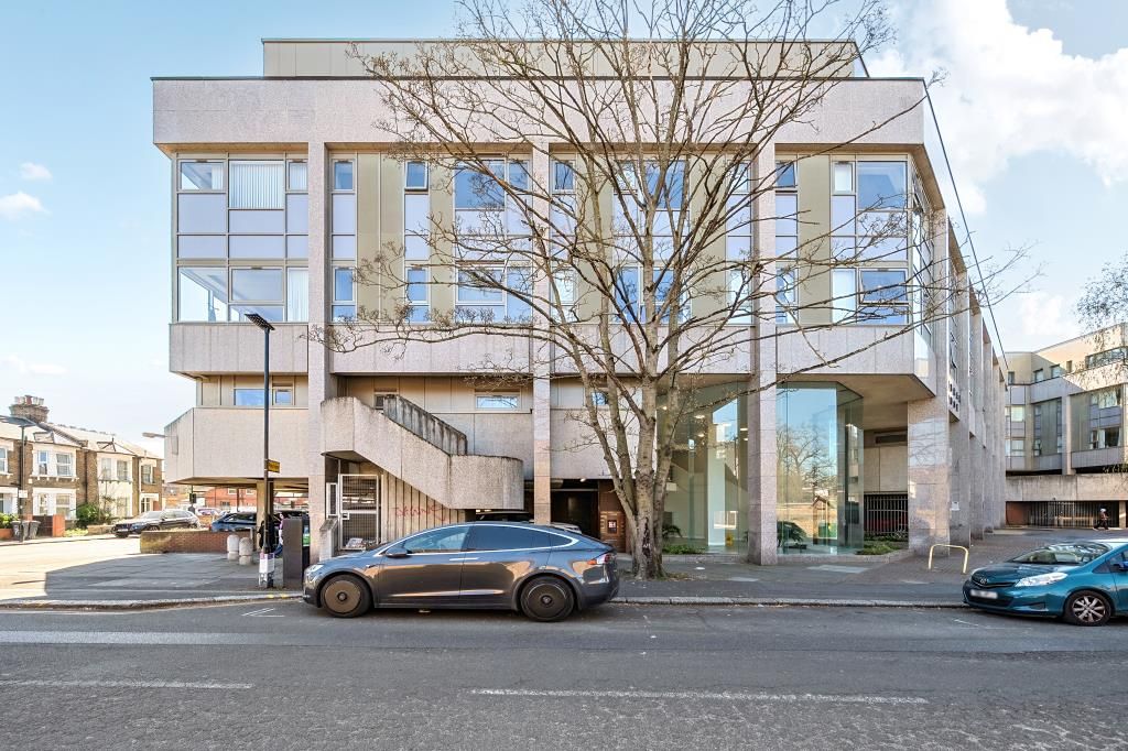 Property photo 1 of 19 External