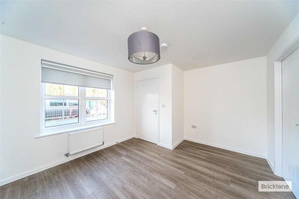 Property photo 3 of 14 Picture No. 01