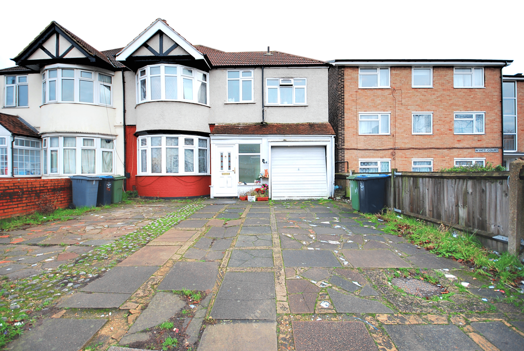 Property photo 1 of 1
