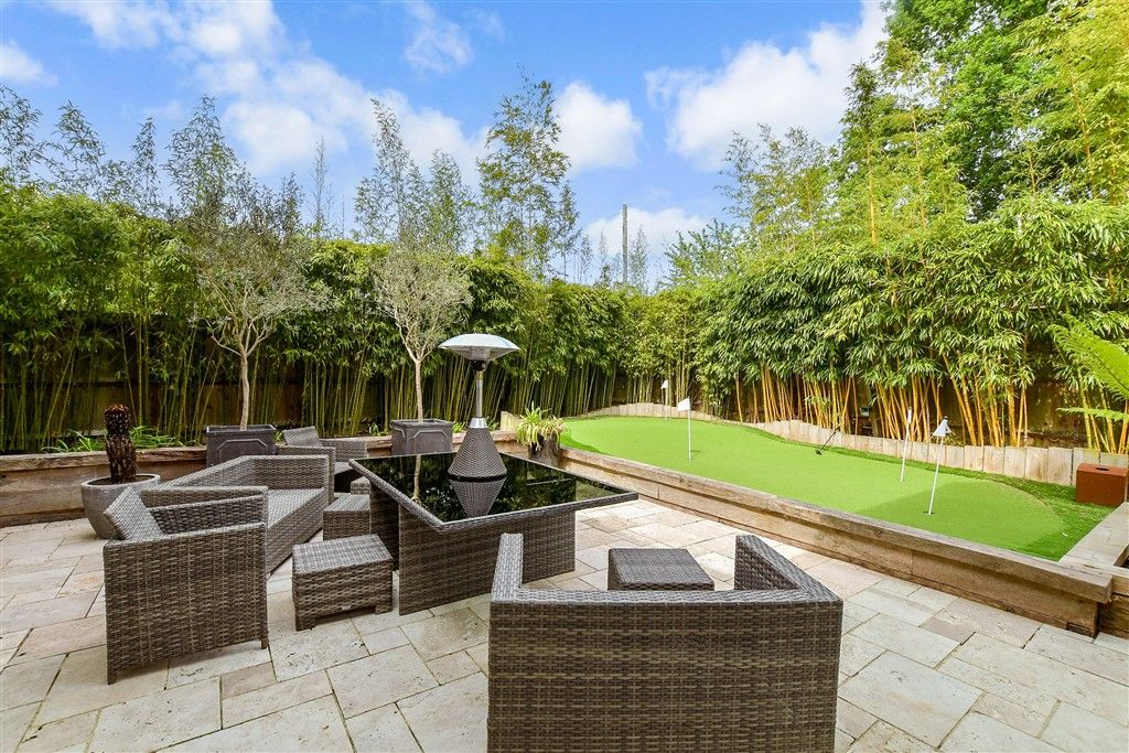 Property photo 2 of 21 Rear Garden