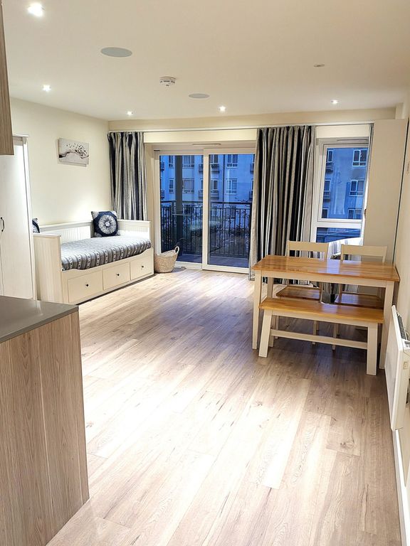 Property photo 1 of 3