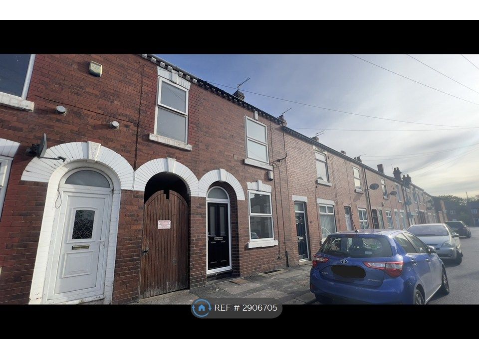 Property photo 2 of 12