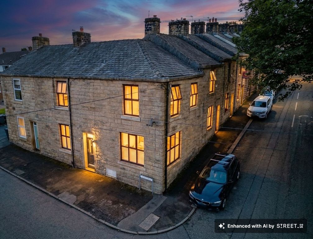 Property photo 1 of 27