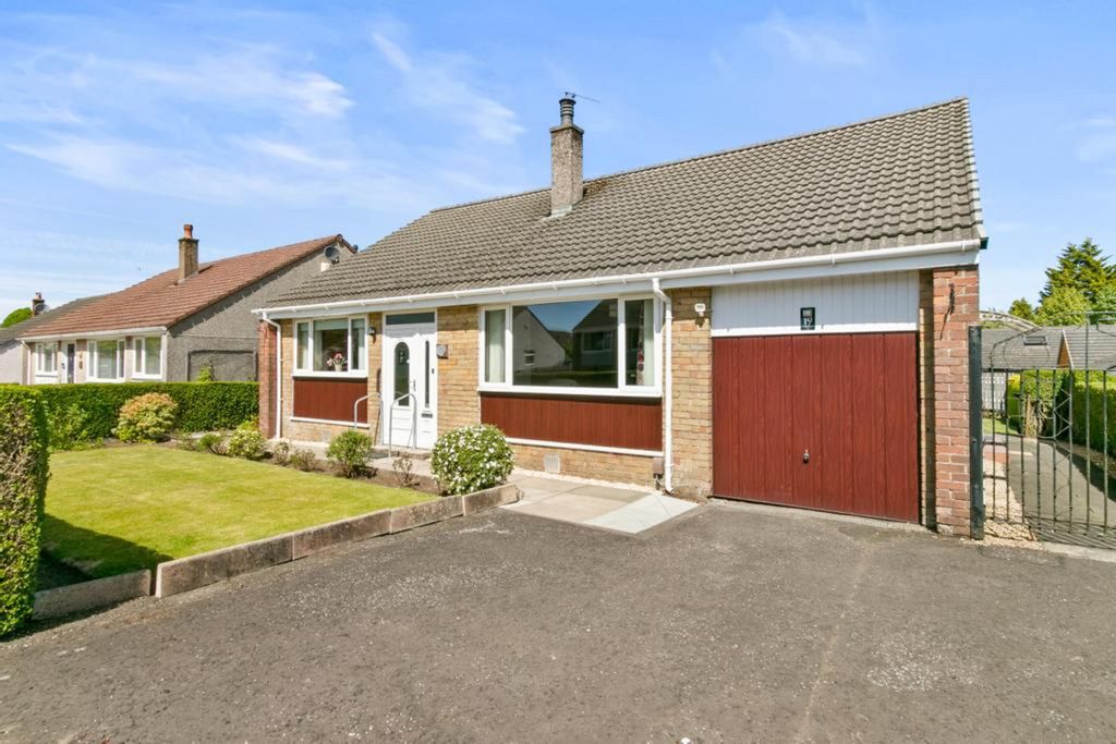 Property photo 1 of 30