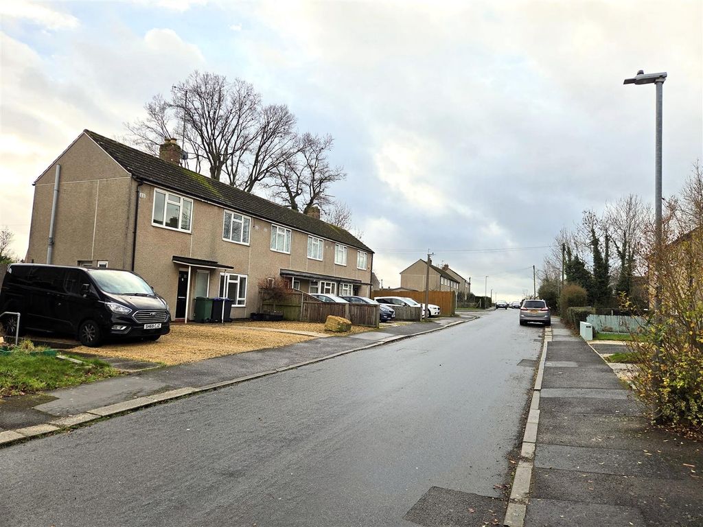 Property photo 2 of 11 41 Heathfield - Street.Jpg