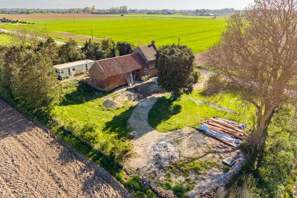 Property photo 1 of 18 Ashtree Barn (Old Leake)-2