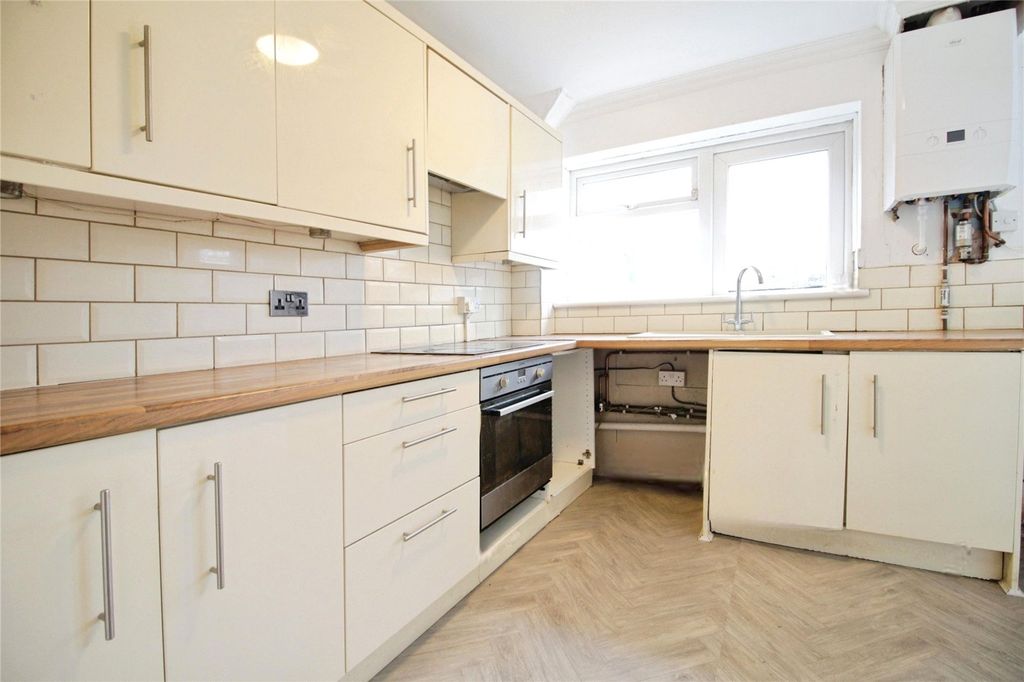 Property photo 3 of 12 Picture No. 29