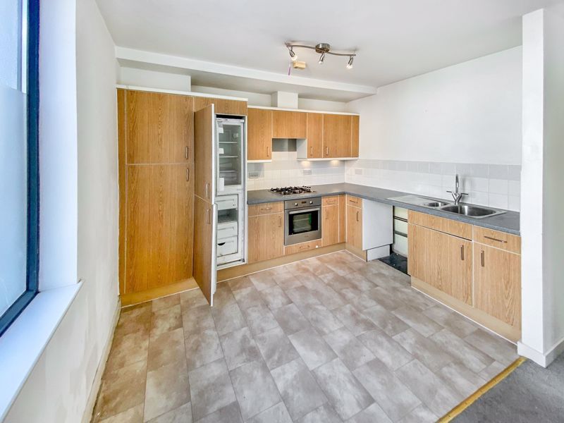 Property photo 2 of 9 Kitchen