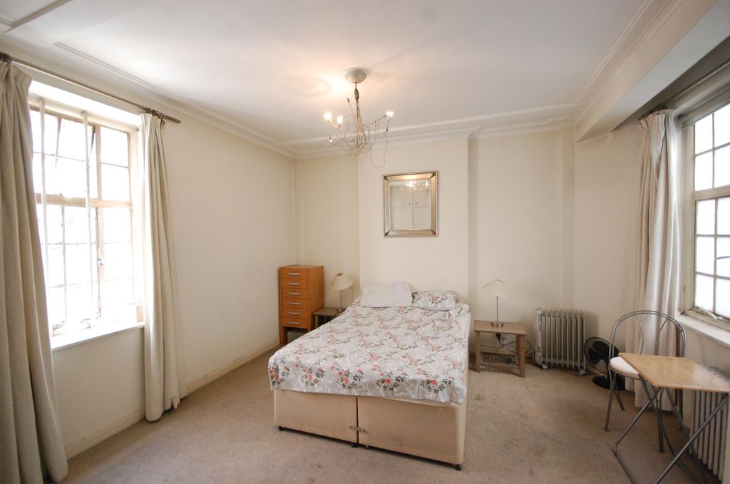 Property photo 1 of 6 Studio Room