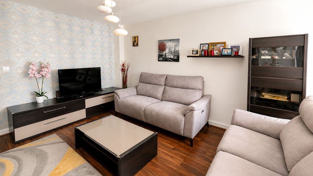 Property photo 3 of 16 4438122