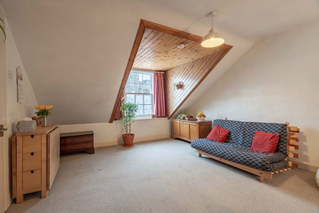 Additional image 4 of 1 bed flat for saleRose Street, Edinburgh EH2