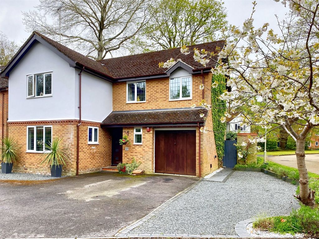 Property photo 1 of 23 Picture No. 34