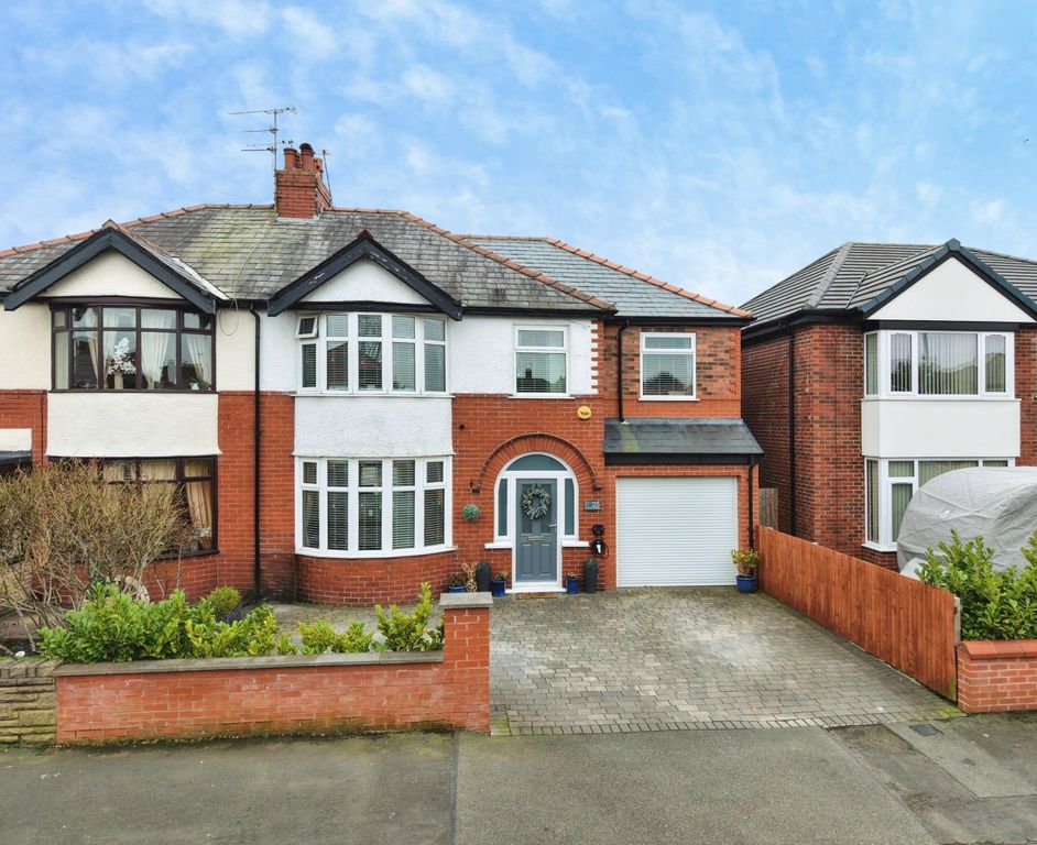 Property photo 1 of 47