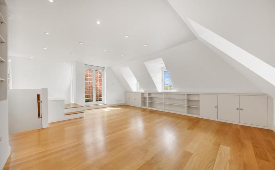 Property photo 2 of 16 Image