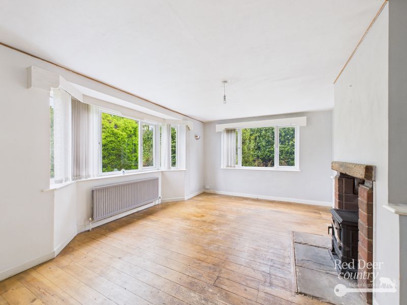 Property photo 2 of 19 Sitting Room