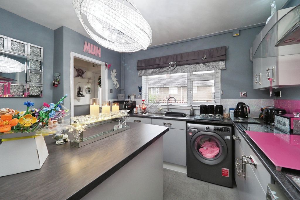 Property photo 2 of 20 Img_3980