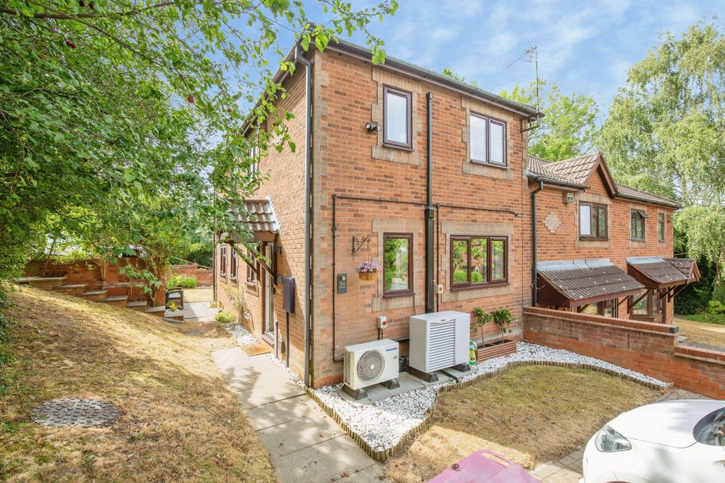Property photo 1 of 13 F3d46Ad4-Mw26-1873