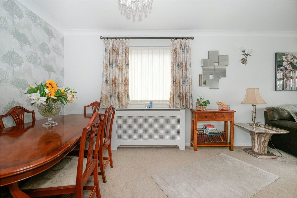 Property photo 3 of 19 Picture No. 15