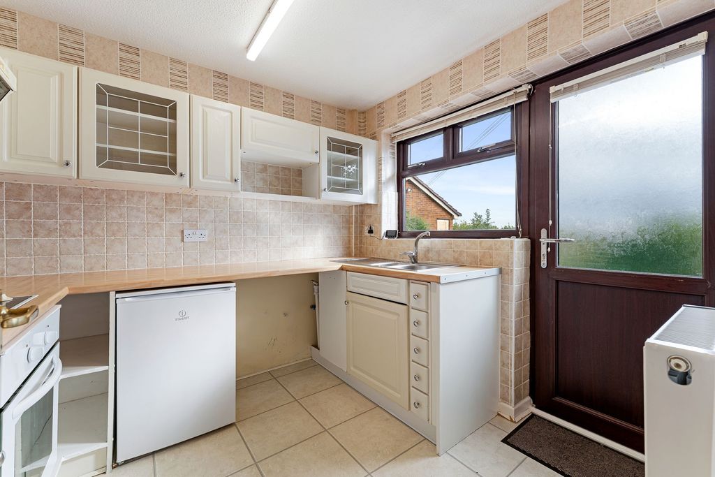 Property photo 3 of 49 Kitchen