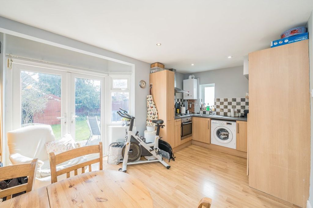 Property photo 3 of 5