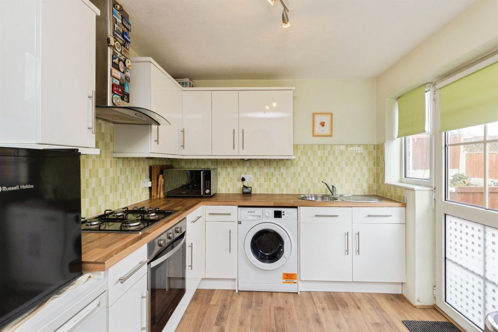 Property photo 2 of 9