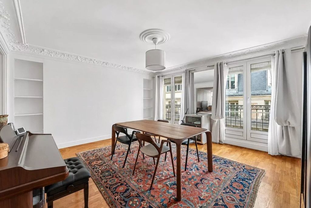 Property photo 1 of 13 Paris 8th Arrondissement – Boissy D'anglas – Two-Bedroom Apartment On A High Floor With A Wrap-Around Balcony.
