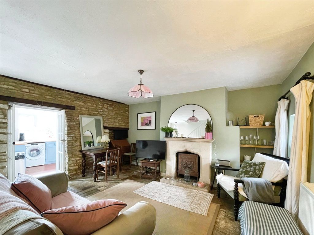 Property photo 3 of 14 Picture No. 15