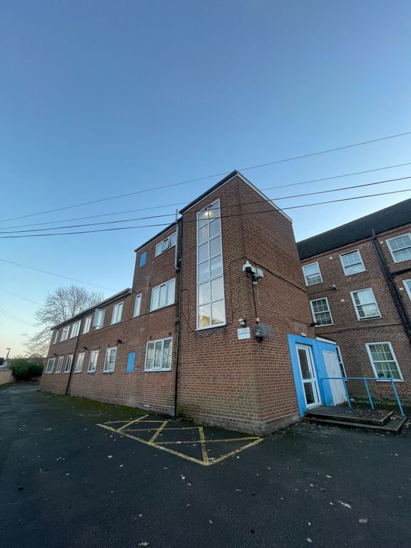 Property photo 1 of 5