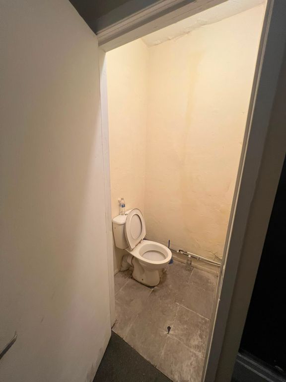 Property photo 3 of 3
