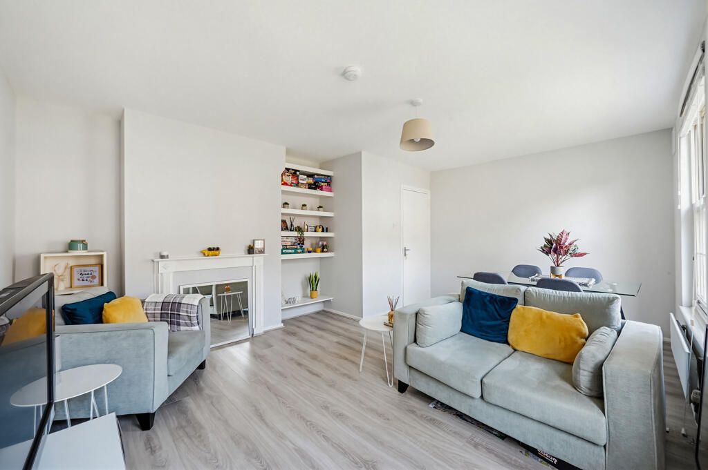 Property photo 3 of 12 Living Room