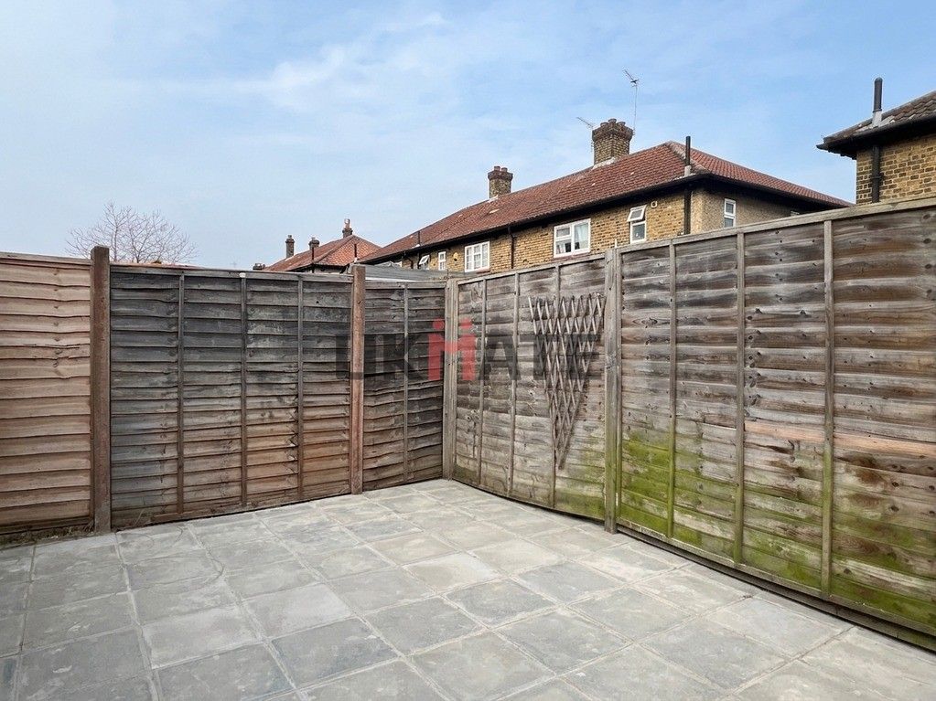 Property photo 3 of 20