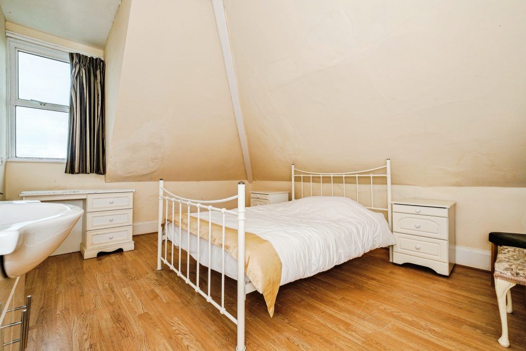 Additional image 47 of 8 bed semi-detached house for saleBeach Road, Littlehampton BN17