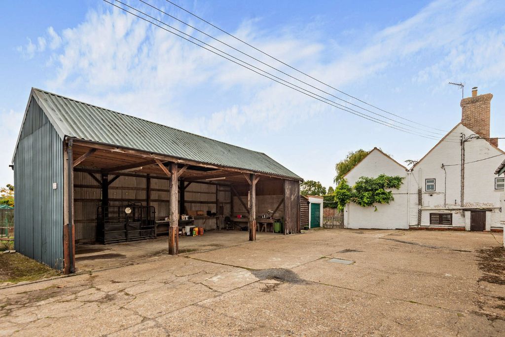 Property photo 3 of 22 Picture No. 14