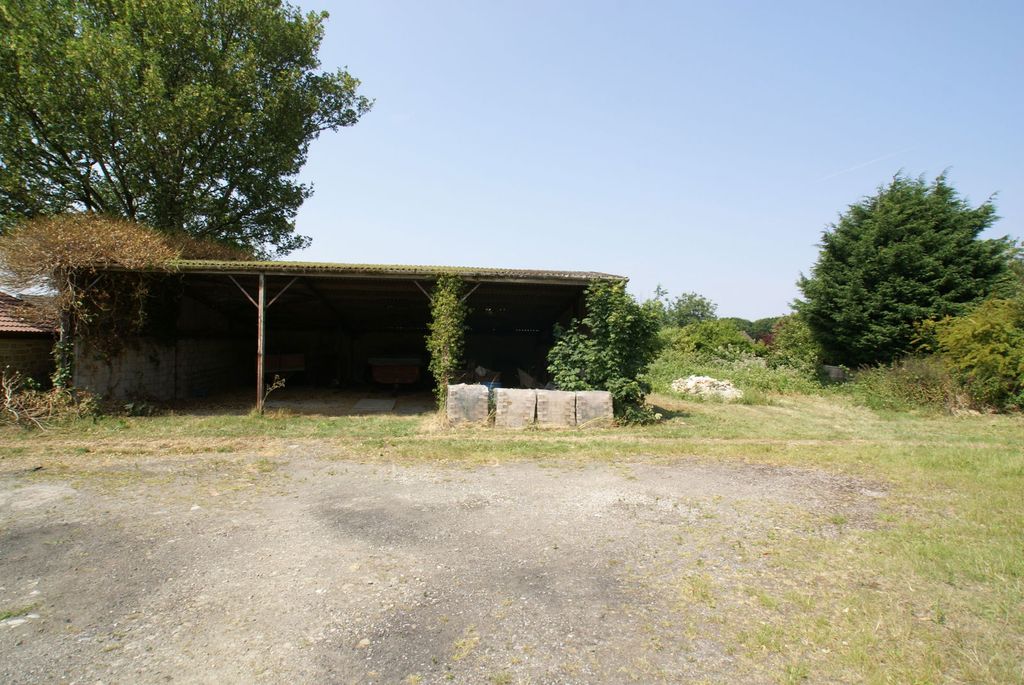 Property photo 2 of 6