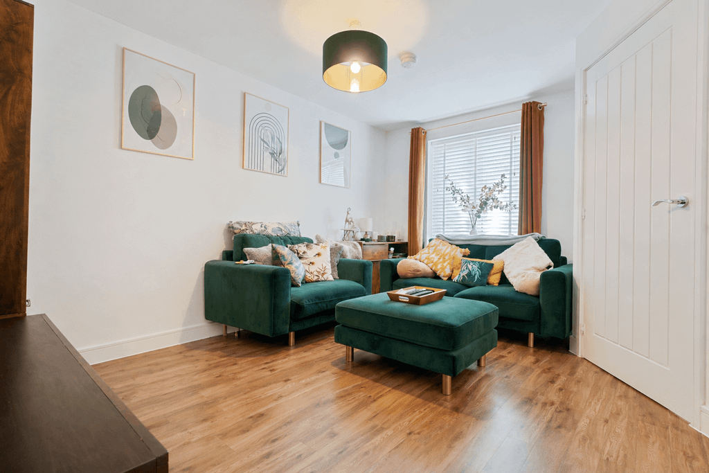 Property photo 2 of 12 Gallery