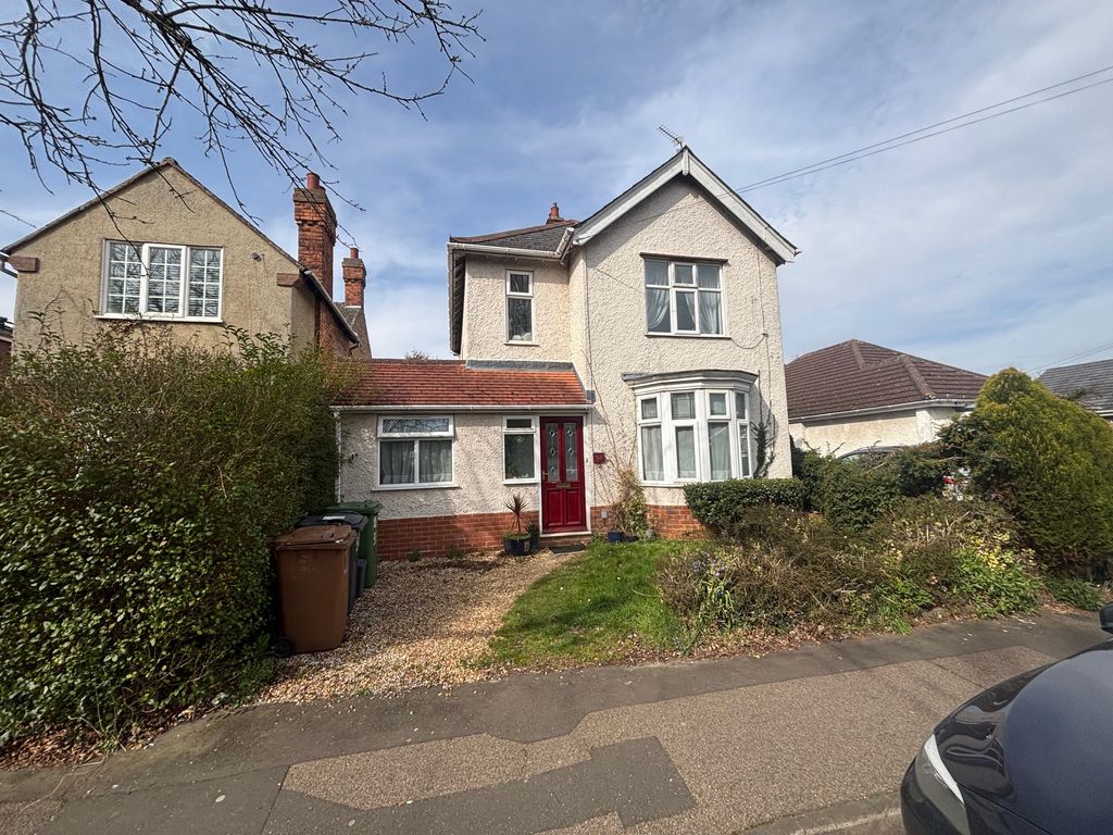 Property photo 2 of 10