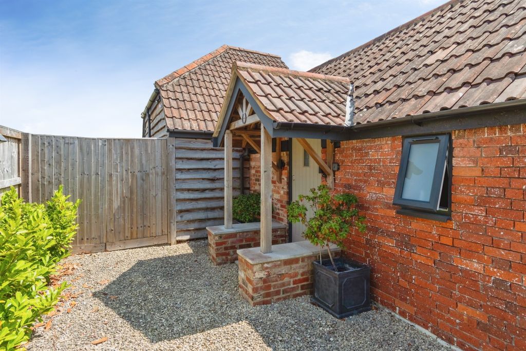 Property photo 1 of 29