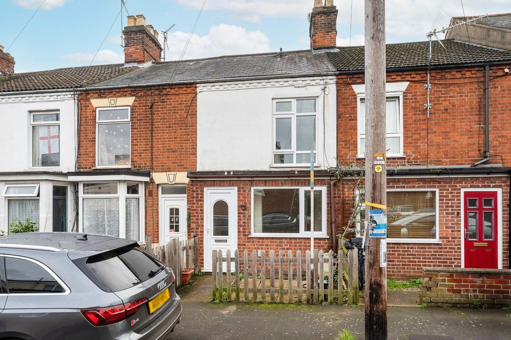 Property photo 2 of 14