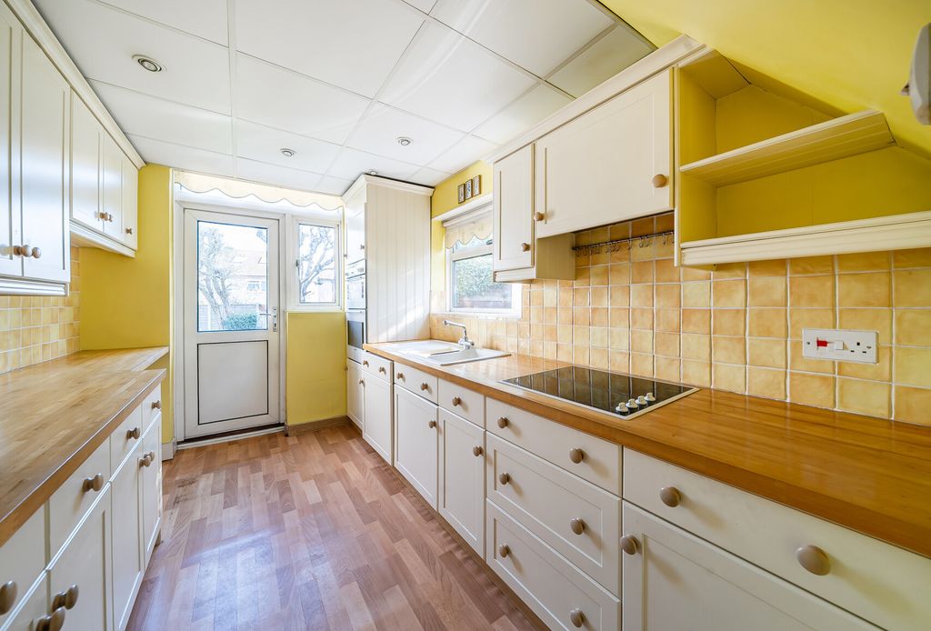 Property photo 2 of 12 1429460-17-69Bd29...