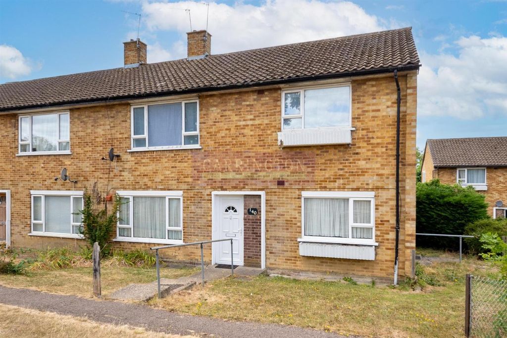 Property photo 1 of 14 Furzehill Road