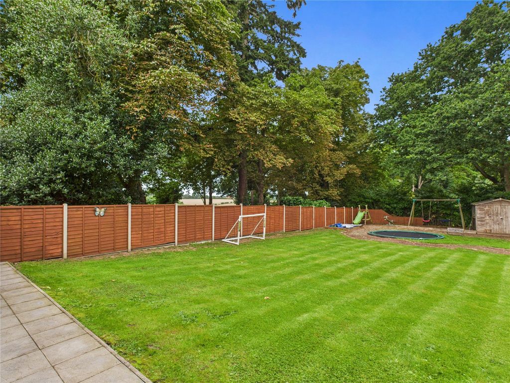 Property photo 3 of 23 Picture No. 28