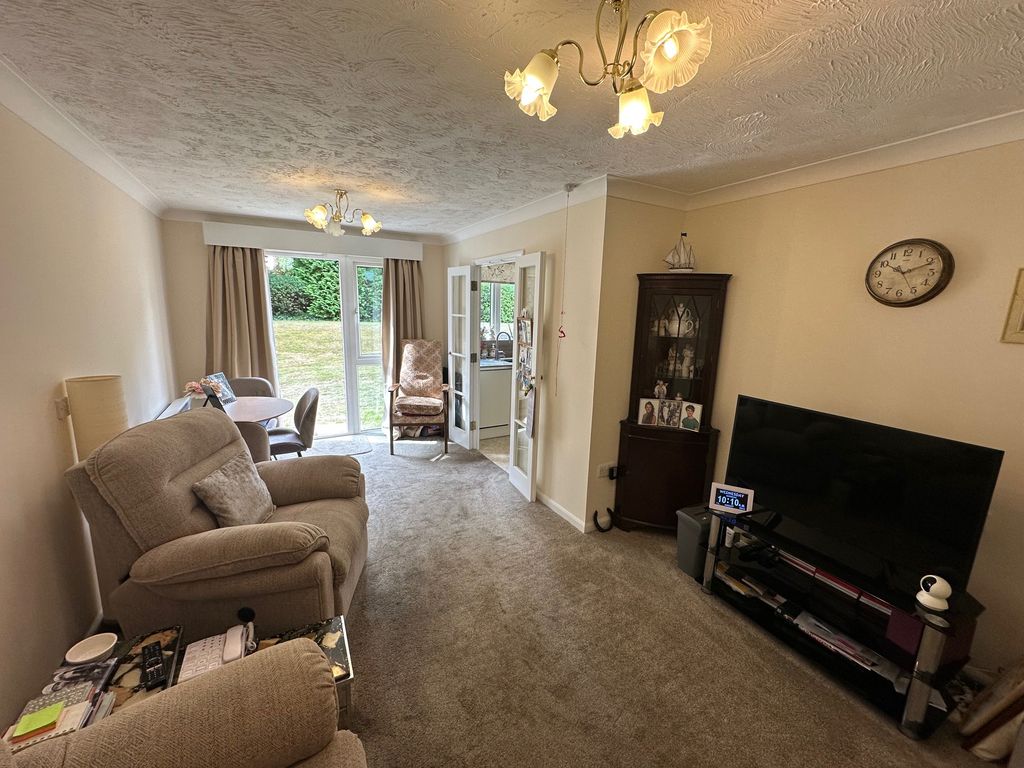 Property photo 2 of 13