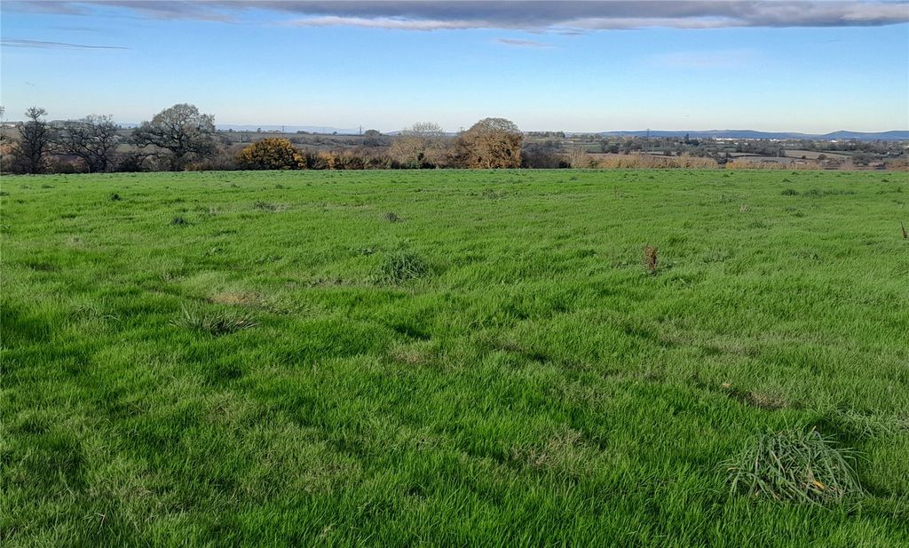 Property photo 2 of 6 Picture No. 02