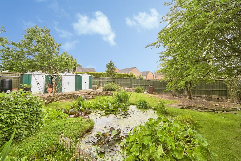 Property photo 3 of 26